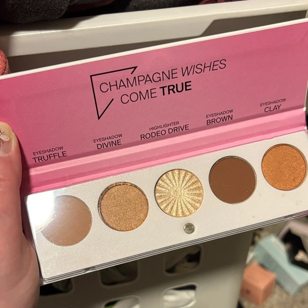 OFRA Signature Palette Luxe - Pink and White